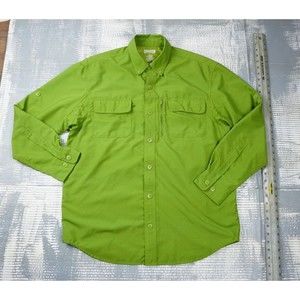 Duluth Trading Shirt mens Medium green button up vented fishing button up nylon
